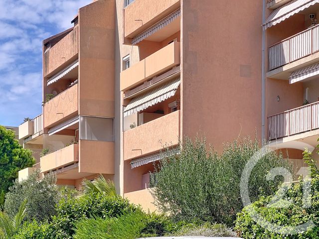 Appartement F3 &agrave; louer - 3 pi&egrave;ces - 58,55 m2 - St Laurent Du Var - 06 - PROVENCE-ALPES-COTE-D-AZUR