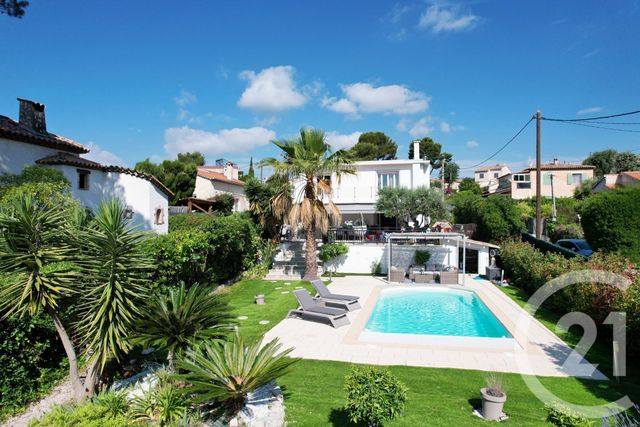 Maison &agrave; louer - 6 pi&egrave;ces - 198,77 m2 - Cagnes Sur Mer - 06 - PROVENCE-ALPES-COTE-D-AZUR