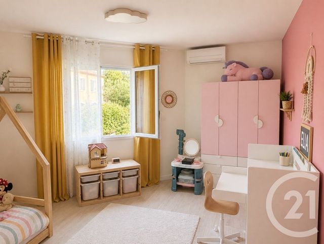 Maison &agrave; louer - 6 pi&egrave;ces - 198,77 m2 - Cagnes Sur Mer - 06 - PROVENCE-ALPES-COTE-D-AZUR