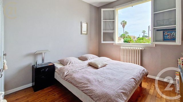 Maison &agrave; vendre - 7 pi&egrave;ces - 180 m2 - Cagnes Sur Mer - 06 - PROVENCE-ALPES-COTE-D-AZUR