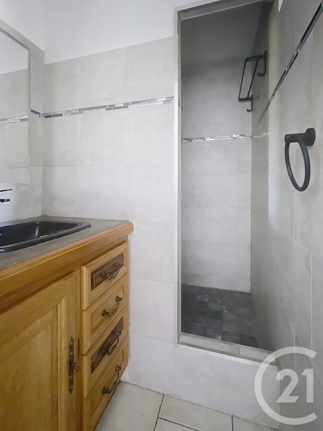Appartement Studio &agrave; louer - 1 pi&egrave;ce - 25,57 m2 - Cagnes Sur Mer - 06 - PROVENCE-ALPES-COTE-D-AZUR