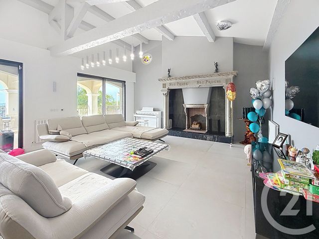 Maison &agrave; vendre - 6 pi&egrave;ces - 210,73 m2 - Cagnes Sur Mer - 06 - PROVENCE-ALPES-COTE-D-AZUR