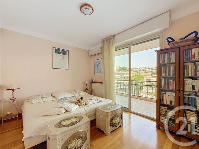 Appartement F3 &agrave; vendre - 3 pi&egrave;ces - 66,41 m2 - Cagnes Sur Mer - 06 - PROVENCE-ALPES-COTE-D-AZUR
