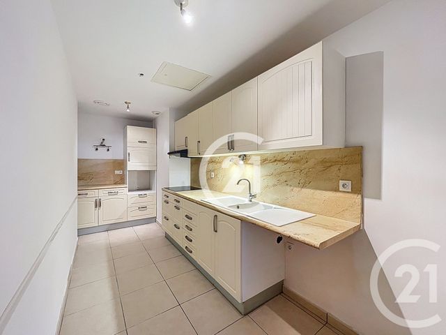 Appartement T3 &agrave; louer - 4 pi&egrave;ces - 79,74 m2 - Lavaur - 81 - MIDI-PYRENEES