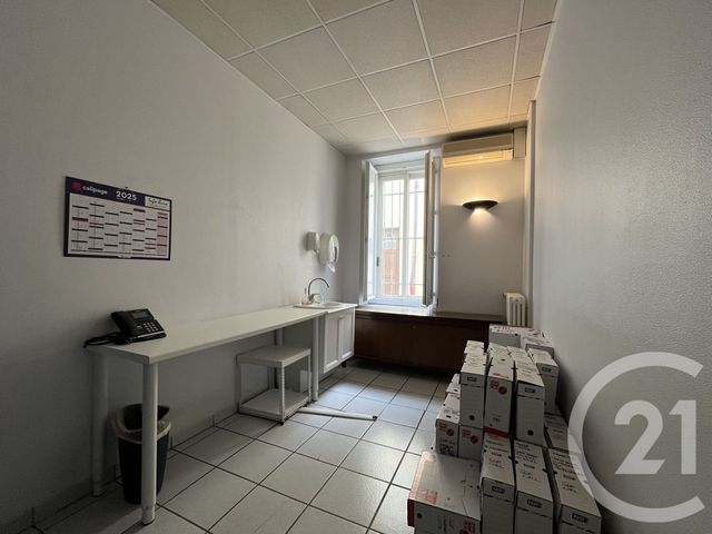 Appartement Local &agrave; louer - 4 pi&egrave;ces - 60,50 m2 - Lavaur - 81 - MIDI-PYRENEES