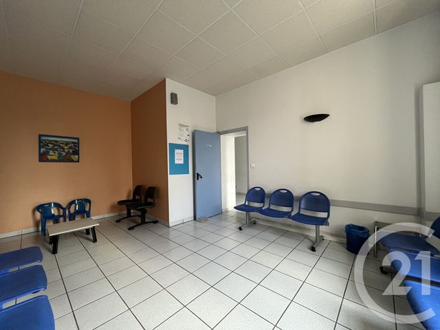 Appartement Local &agrave; louer - 4 pi&egrave;ces - 60,50 m2 - Lavaur - 81 - MIDI-PYRENEES