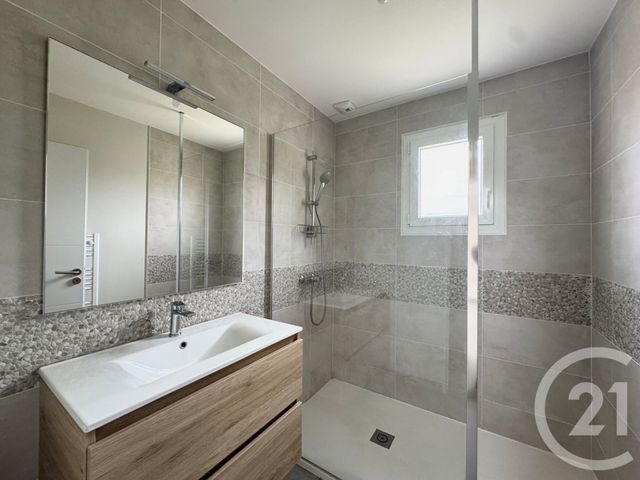 Maison &agrave; louer - 3 pi&egrave;ces - 72,02 m2 - St Sulpice La Pointe - 81 - MIDI-PYRENEES