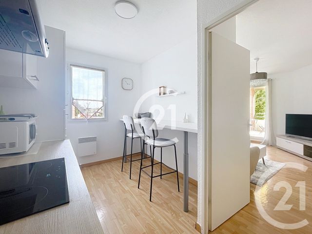 Appartement 3 pièces 68 m² · à Saint-Sulpice-la-Pointe · 67,7 m² · 825 €/mois