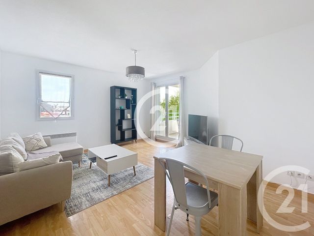 Appartement T3 &agrave; louer - 3 pi&egrave;ces - 67,72 m2 - St Sulpice La Pointe - 81 - MIDI-PYRENEES