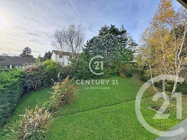 Maison à vendre - 7 pièces - 159 m2 - Charbonnieres Les Bains - 69 - RHONE-ALPES