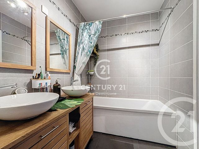 Appartement T4 à vendre - 4 pièces - 87,55 m2 - Villeurbanne - 69 - RHONE-ALPES