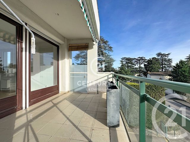 Appartement T3 &agrave; vendre - 4 pi&egrave;ces - 93,66 m2 - Charbonnieres Les Bains - 69 - RHONE-ALPES