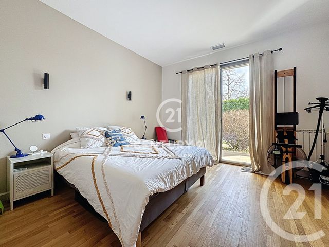 Maison &agrave; louer - 9 pi&egrave;ces - 264 m2 - Tassin La Demi Lune - 69 - RHONE-ALPES