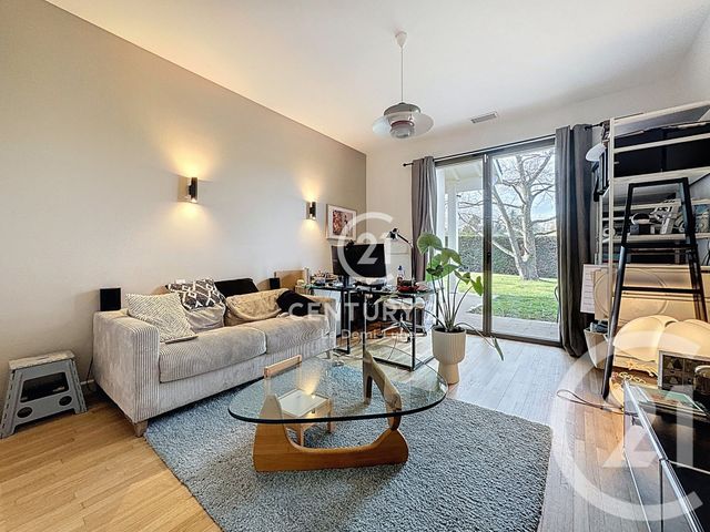 Maison &agrave; louer - 9 pi&egrave;ces - 264 m2 - Tassin La Demi Lune - 69 - RHONE-ALPES