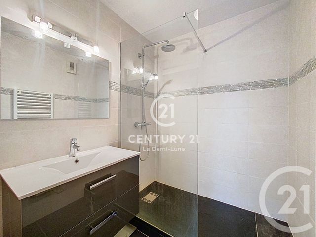 Appartement T2 &agrave; vendre - 2 pi&egrave;ces - 50,25 m2 - Tassin La Demi Lune - 69 - RHONE-ALPES