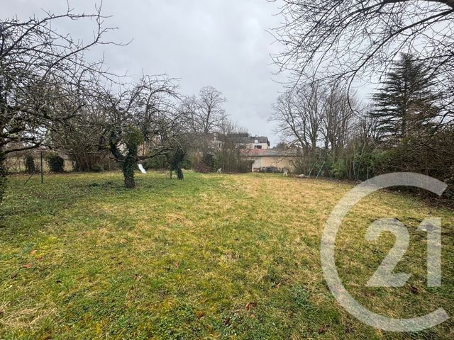 terrain - TASSIN LA DEMI LUNE - 69