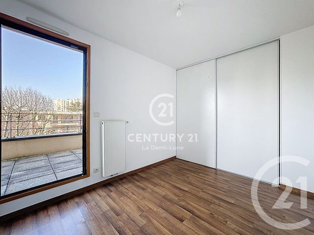 Appartement T4 &agrave; louer - 4 pi&egrave;ces - 92,35 m2 - Tassin La Demi Lune - 69 - RHONE-ALPES