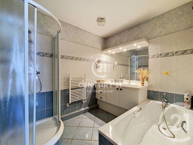 Appartement T4 &agrave; vendre - 4 pi&egrave;ces - 85,64 m2 - Tassin La Demi Lune - 69 - RHONE-ALPES