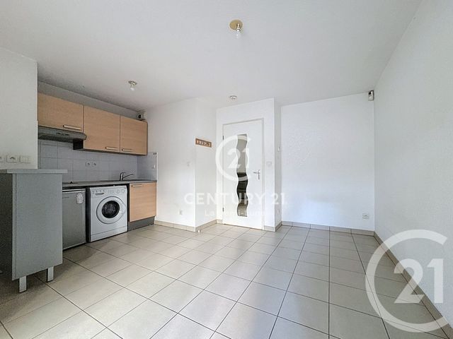 Appartement Studio &agrave; vendre - 1 pi&egrave;ce - 25,05 m2 - Tassin La Demi Lune - 69 - RHONE-ALPES