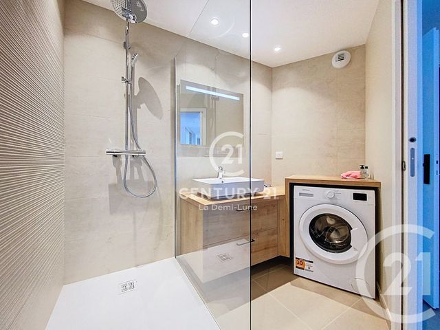 Appartement T2 &agrave; louer - 2 pi&egrave;ces - 55,09 m2 - Tassin La Demi Lune - 69 - RHONE-ALPES