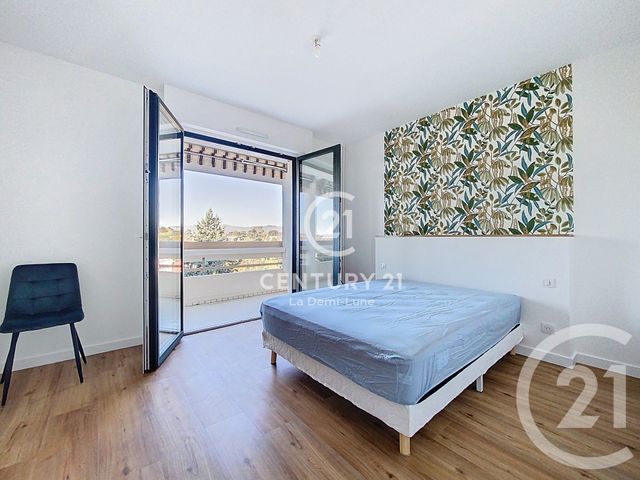 Appartement T2 &agrave; louer - 2 pi&egrave;ces - 55,09 m2 - Tassin La Demi Lune - 69 - RHONE-ALPES