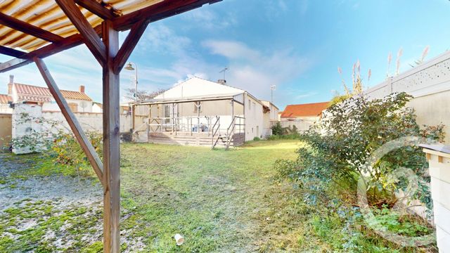 Maison à vendre - 3 pièces - 58,22 m2 - St Vincent Sur Jard - 85 - PAYS-DE-LOIRE
