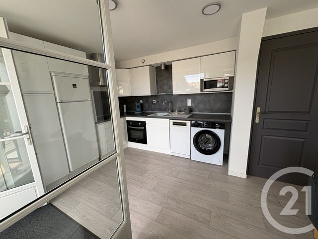Maison &agrave; louer - 3 pi&egrave;ces - 52 m2 - Jard Sur Mer - 85 - PAYS-DE-LOIRE