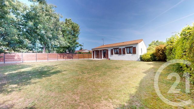 Maison &agrave; vendre - 3 pi&egrave;ces - 80 m2 - St Hilaire La Foret - 85 - PAYS-DE-LOIRE