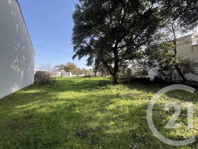 terrain - JARD SUR MER - 85