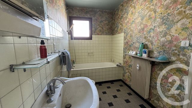 Appartement F4 à vendre - 4 pièces - 107,79 m2 - Gap - 05 - PROVENCE-ALPES-COTE-D-AZUR