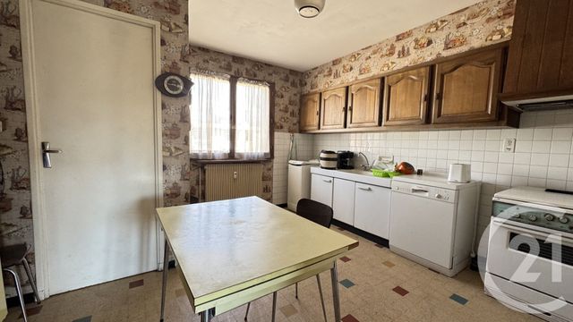 Appartement F4 à vendre - 4 pièces - 107,79 m2 - Gap - 05 - PROVENCE-ALPES-COTE-D-AZUR