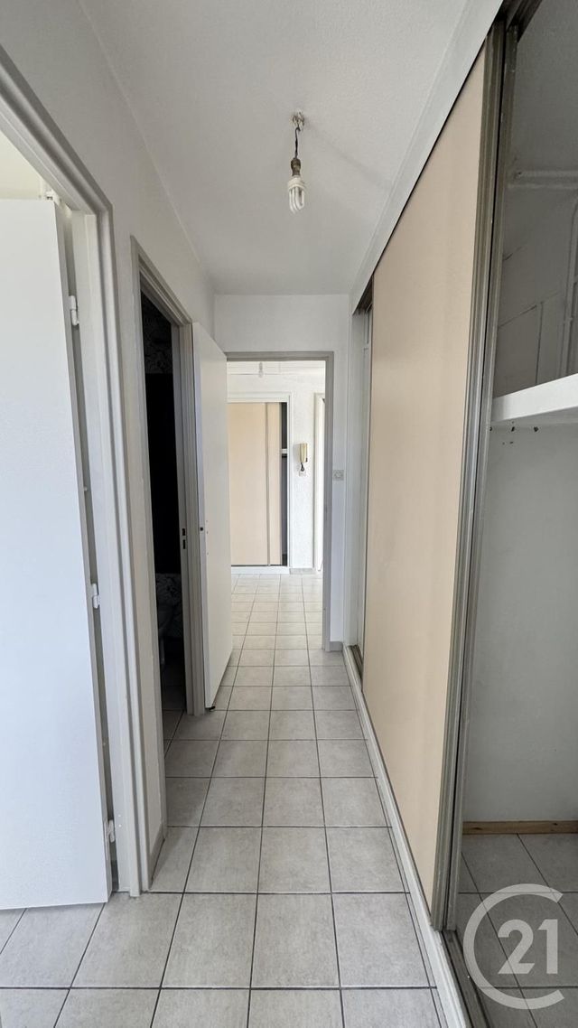 Appartement F4 à vendre - 4 pièces - 73,73 m2 - Gap - 05 - PROVENCE-ALPES-COTE-D-AZUR