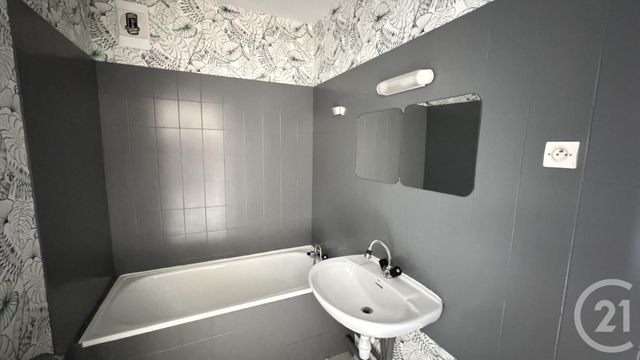 Appartement F4 à vendre - 4 pièces - 73,73 m2 - Gap - 05 - PROVENCE-ALPES-COTE-D-AZUR