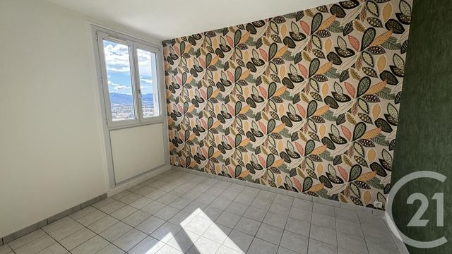 Appartement F4 à vendre - 4 pièces - 73,73 m2 - Gap - 05 - PROVENCE-ALPES-COTE-D-AZUR
