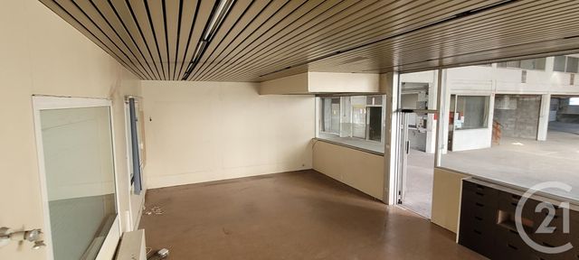 Local commercial à louer - 1200.0 m2 - 05 - Hautes-Alpes