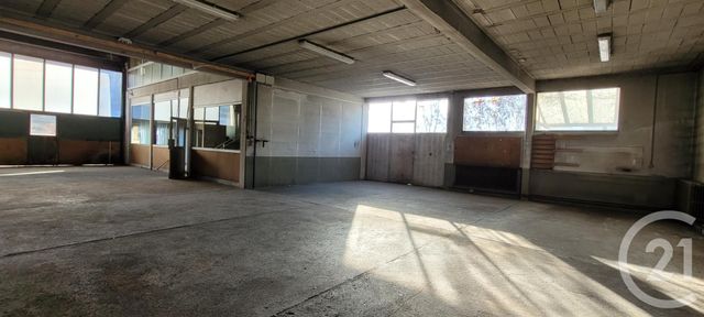 Local commercial à louer - 1200.0 m2 - 05 - Hautes-Alpes