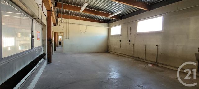 Local commercial à louer - 1200.0 m2 - 05 - Hautes-Alpes