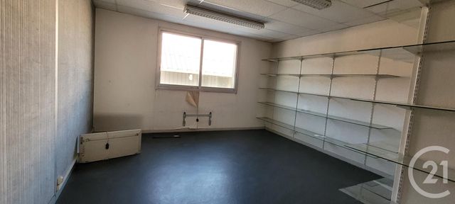 Local commercial à louer - 1200.0 m2 - 05 - Hautes-Alpes