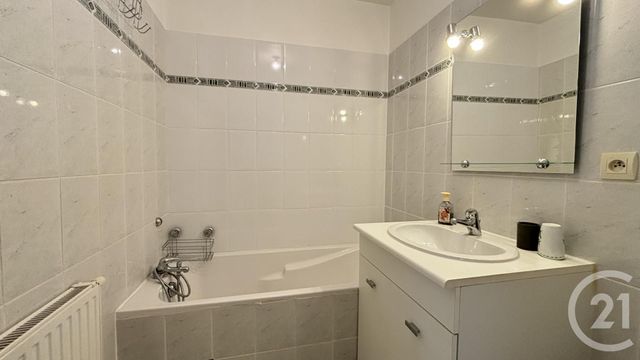 Appartement T2 à vendre - 2 pièces - 30,84 m2 - Gap - 05 - PROVENCE-ALPES-COTE-D-AZUR