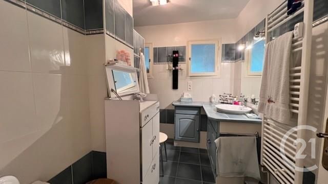 Appartement T3 à vendre - 3 pièces - 91,37 m2 - Gap - 05 - PROVENCE-ALPES-COTE-D-AZUR