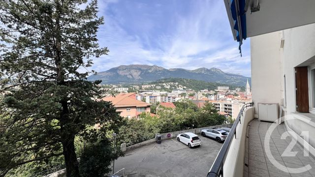 Appartement T3 à vendre - 3 pièces - 91,37 m2 - Gap - 05 - PROVENCE-ALPES-COTE-D-AZUR
