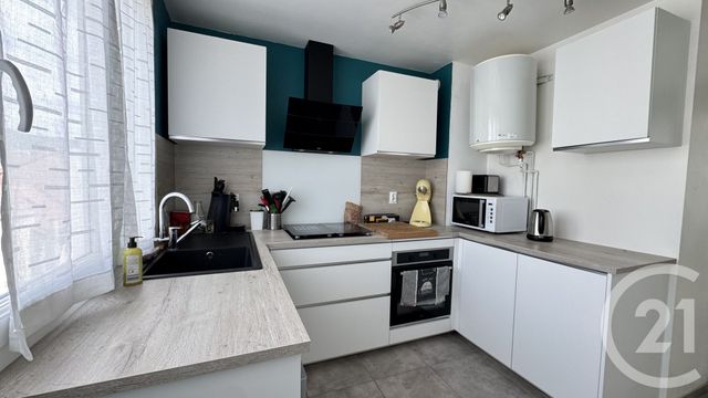 Appartement T4 à vendre - 4 pièces - 70,57 m2 - Gap - 05 - PROVENCE-ALPES-COTE-D-AZUR