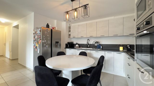 Appartement T3 à vendre - 3 pièces - 67,53 m2 - Gap - 05 - PROVENCE-ALPES-COTE-D-AZUR