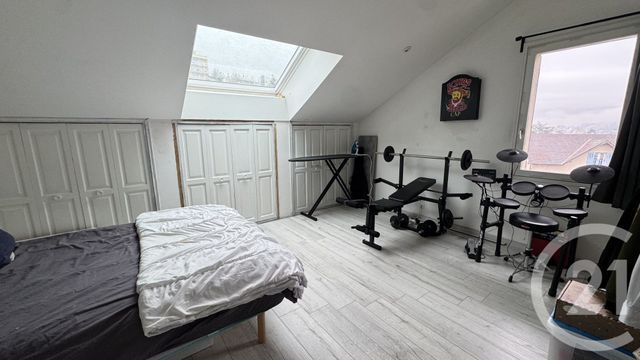 Appartement F3 à vendre - 3 pièces - 93,42 m2 - Gap - 05 - PROVENCE-ALPES-COTE-D-AZUR