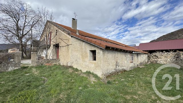 Maison à vendre - 4 pièces - 153 m2 - Montmaur - 05 - PROVENCE-ALPES-COTE-D-AZUR