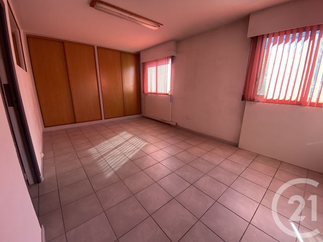 Appartement T7 à vendre - 4 pièces - 149,20 m2 - Gap - 05 - PROVENCE-ALPES-COTE-D-AZUR