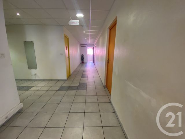 Appartement T7 à vendre - 4 pièces - 149,20 m2 - Gap - 05 - PROVENCE-ALPES-COTE-D-AZUR