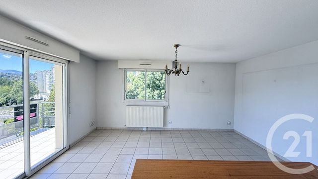 Appartement T4 à vendre - 4 pièces - 80,98 m2 - Gap - 05 - PROVENCE-ALPES-COTE-D-AZUR