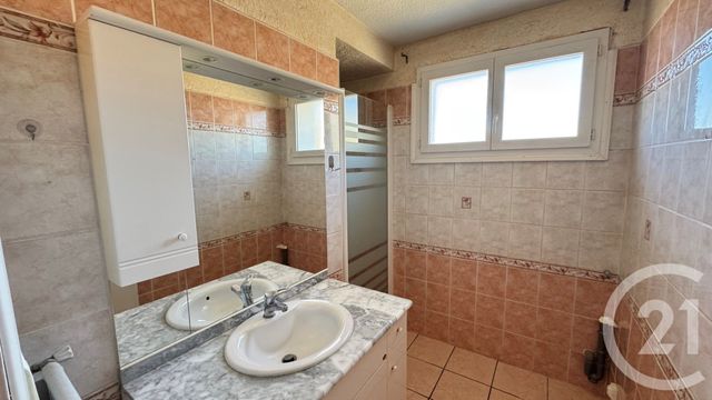 Appartement F4 à vendre - 4 pièces - 95,92 m2 - Gap - 05 - PROVENCE-ALPES-COTE-D-AZUR