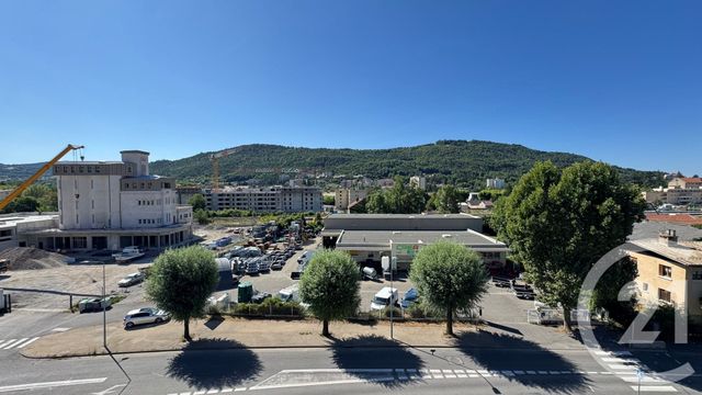 Appartement F4 à vendre - 4 pièces - 95,92 m2 - Gap - 05 - PROVENCE-ALPES-COTE-D-AZUR